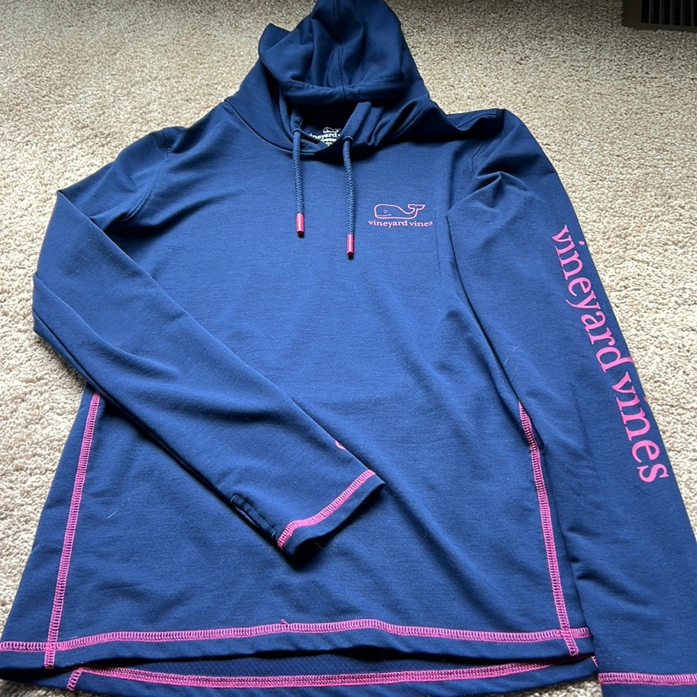 Vineyard Vines Performance Top - image 1